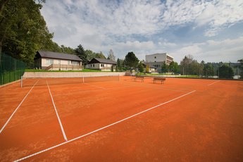 EA Hotel Kraskov**** - tennis courts
