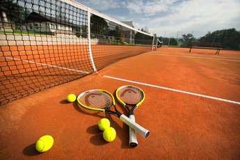 EA Hotel Kraskov**** - tennis courts
